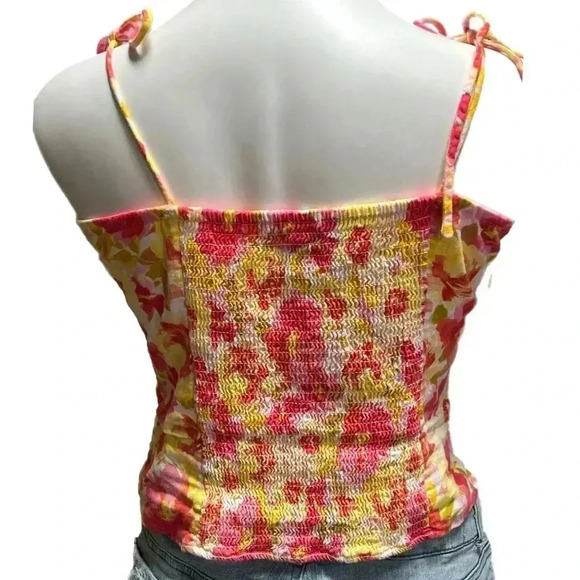 Old Navy Woman’s Linen Floral Too Size Medium - Picture 3 of 5